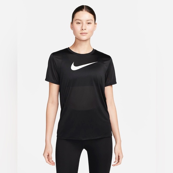 NEW Women's Dri-FIT “The Nike Tee” Training T-Shirt - Picture 1 of 4
